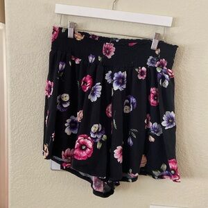 Plus size flowered shorts
